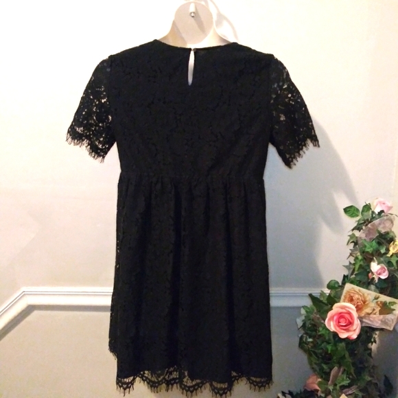 GAP Black Floral Lace Special Occasion Maternity Dress - Picture 7 of 13
